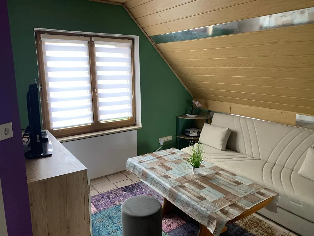 Sigis Fewo - Monteurwohnung Erbendorf Apartment
